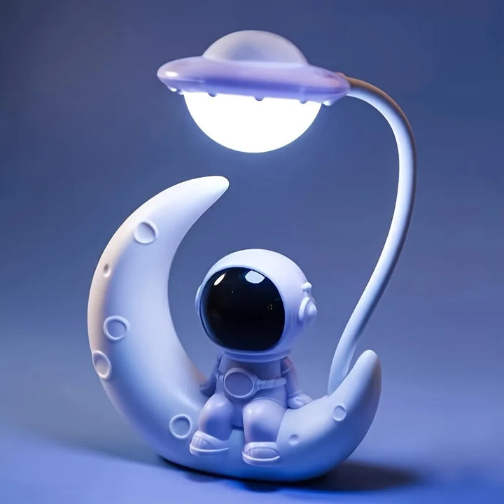 Creative lunar astronaut night light,